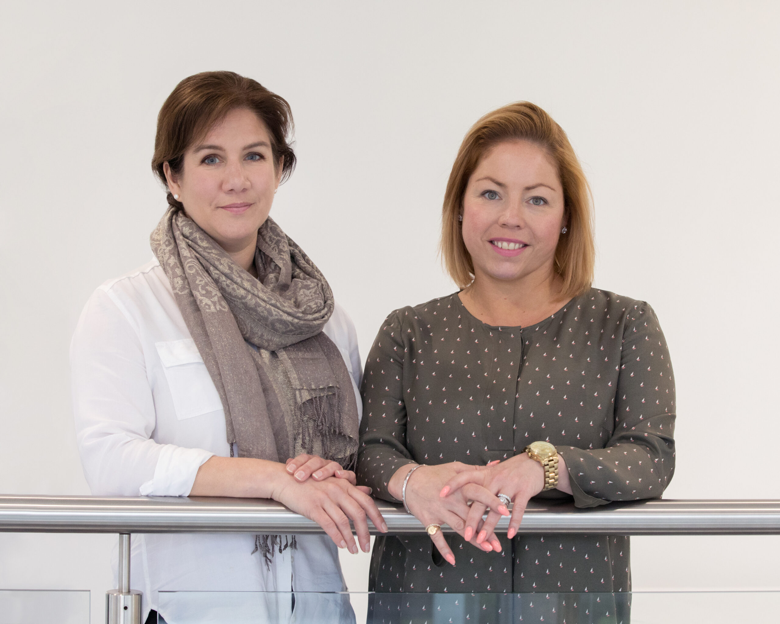 who Isobel Burns & Amanda Philp